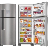 Refrigerador Brastemp Ative BRM50NK 429 litros 2 portas Frost Free Platinum