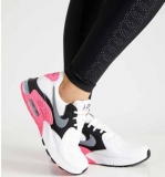 Tênis Nike Air Max Excee Feminino – Branco e Cinza